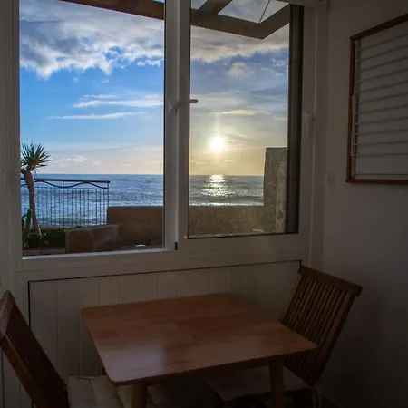 아파트 Wave Shadows House Oceanfront - Bottom Floor *