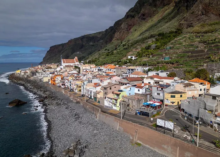 Wave Shadows House Oceanfront - Bottom Floor דירה *