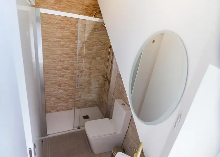 Wave Shadows House Oceanfront - Bottom Floor